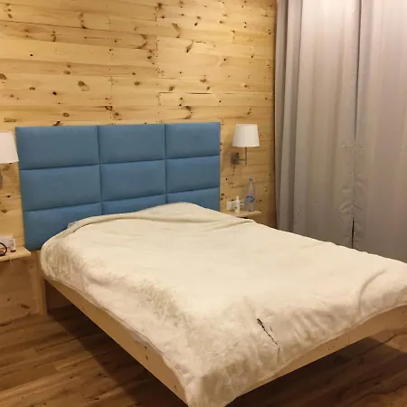 W Centrum Na Starowce, Dzienny Z Aneksem Kuchennym, Sypialnia Z Podwojnym Lozkiem, Piekna Weranda, Tv Smart, Wi-fi, Parking, Fv, Self Check In 24h, Taras, Ogrod Nad Rzeka, W Sasiedztwie Restauracja , Imprezy I Uslugi Escort Zakazane Starogard Gdański