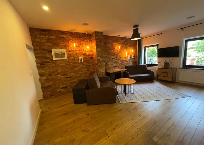 Apartament Browar Z Prywatnym Ogrodem Nad Rzeka - Starowka 公寓 Starogard Gdański